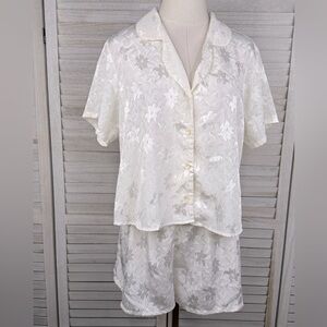 D'AMATO Vintage 80's/90's Floral Satin Shortie Pajama Set Ivory-Medium